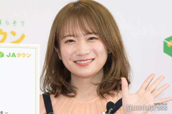 秋元真夏(C)モデルプレス
