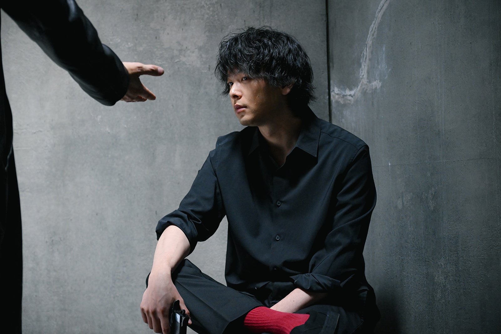 中村倫也「DOPE 麻薬取締部特捜課」第7話（C）TBS