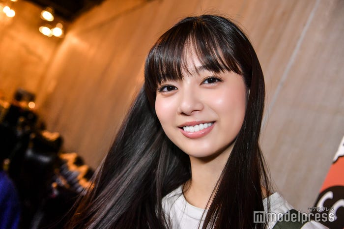 新川優愛(C)モデルプレス