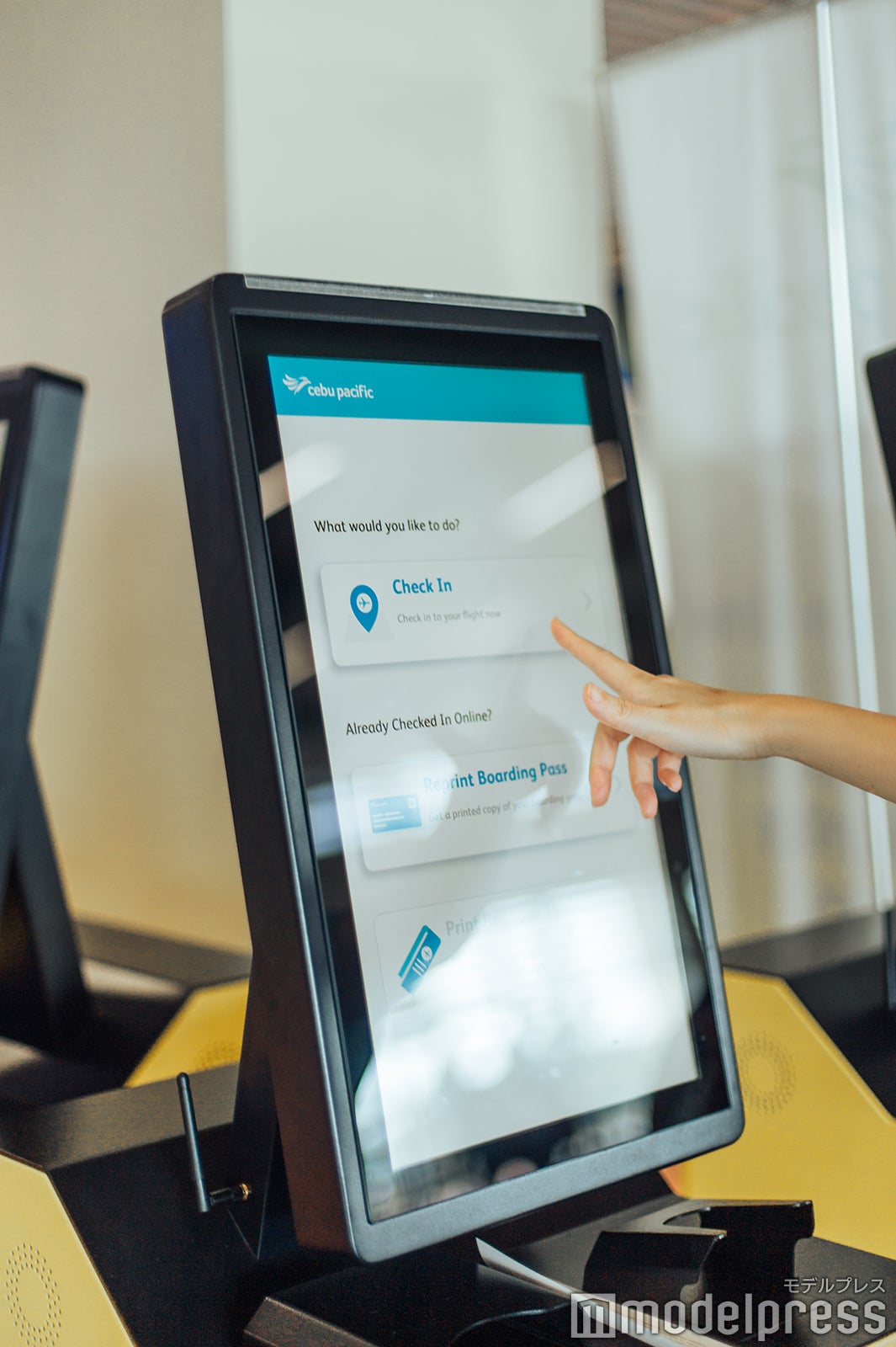 （C）モデルプレス