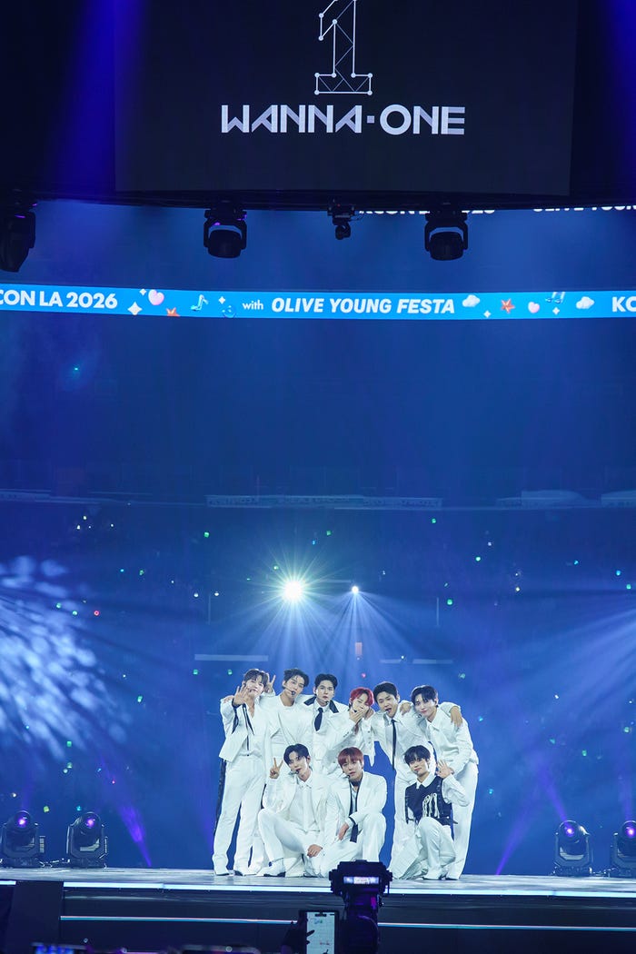 「M COUNTDOWN」Wanna One(C)CJ ENM