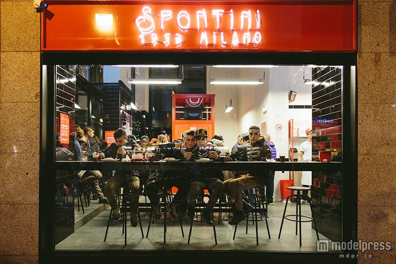 イタリアの「SPONTINI」