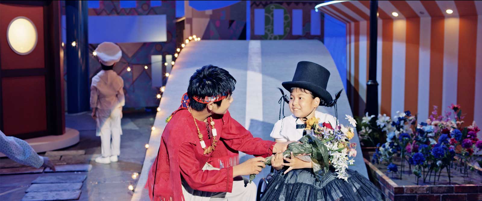 「パプリカ あしたにたねをまこう！バージョン」MV場面写真より（C）NHK