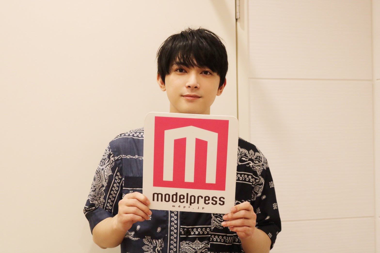 生配信を行った吉沢亮（提供写真）