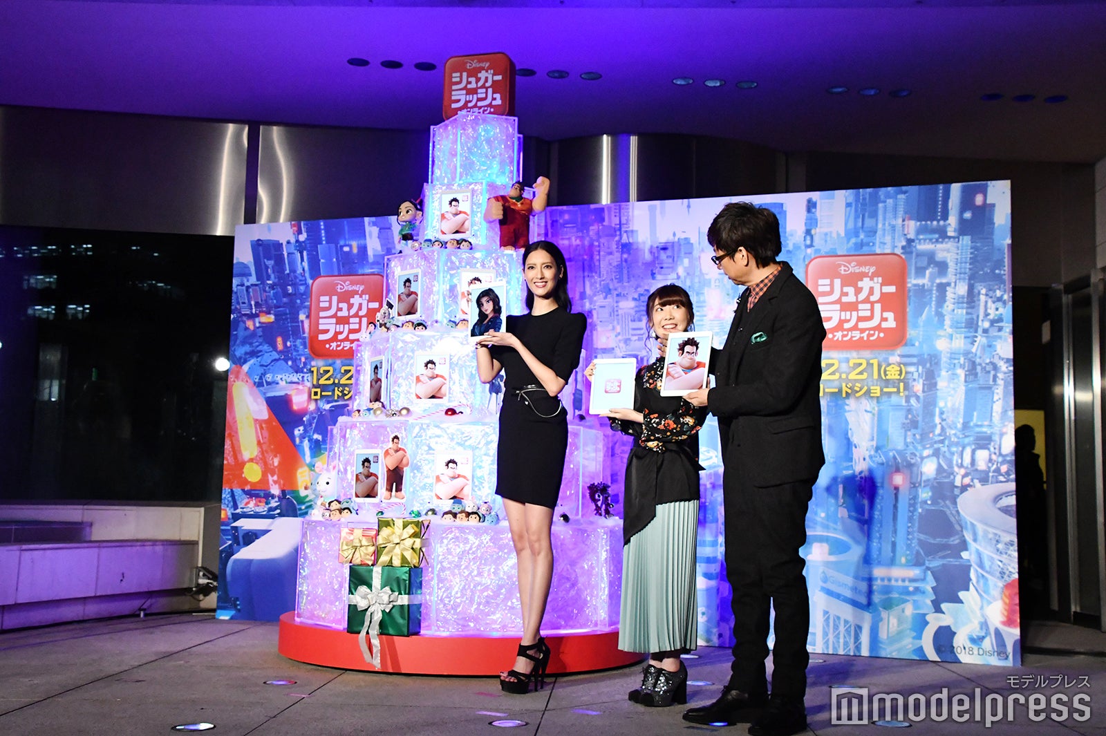 菜々緒、諸星すみれ、山寺宏一 （C）モデルプレス