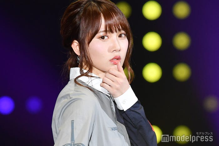 加藤史帆(C)モデルプレス