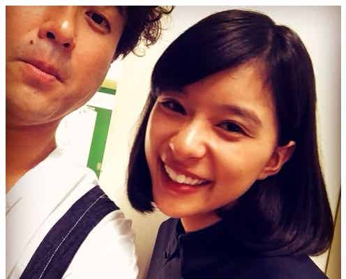 芳根京子&ムロツヨシ、久々“仲良し”2ショットに反響