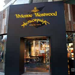 22日にオープンした、「ヴィヴィアン・ウエストウッド アングロマニア」ラフォーレ原宿店