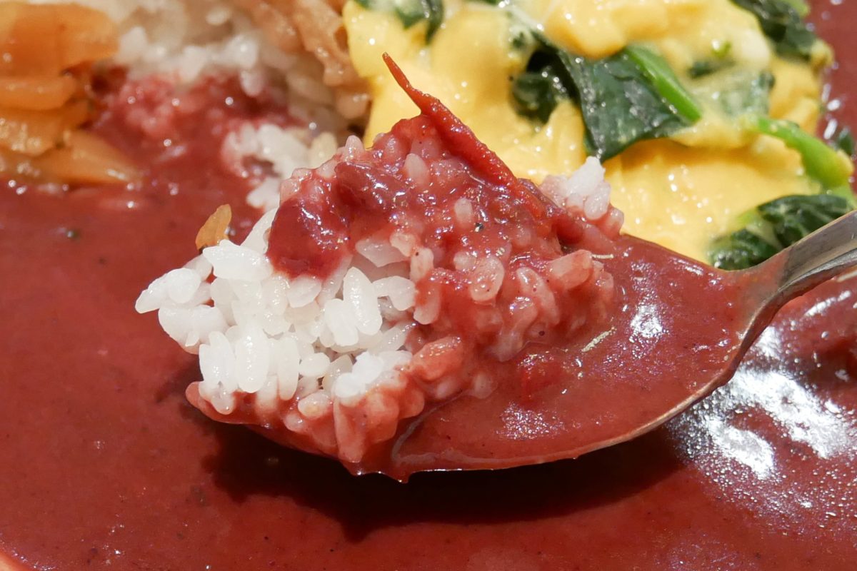 初号機オム牛カレー オニオンスープセット