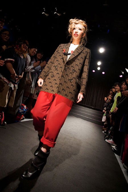 （「ラフォーレファッションウィーク'11」より）