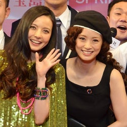 上戸彩とhiroの結婚に 親友 ベッキーがコメント モデルプレス 上戸彩とhiroの結婚に 親友 ベッキーがコメント モデルプレス