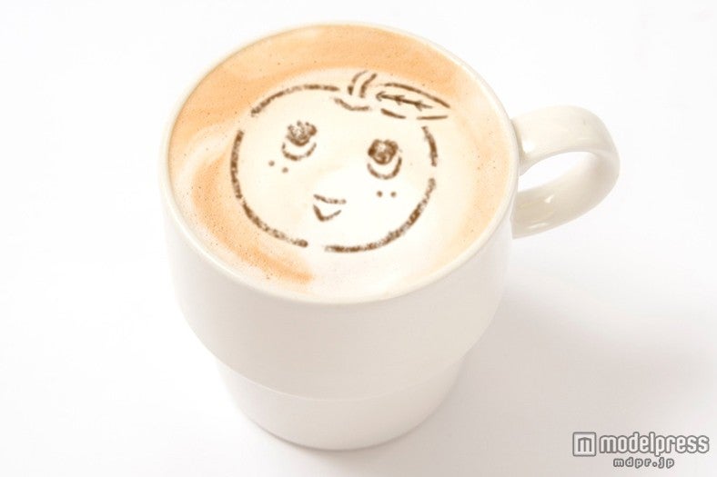 ふなっしーのホットラテ￥580（C）ふなっしー
