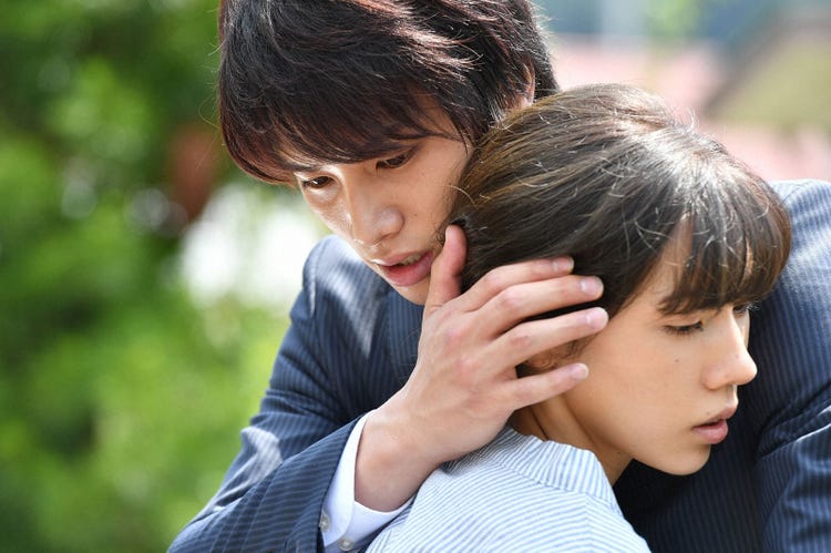 ビンタ4連発からのキスで 有島夫婦 鈴木伸之 仲里依紗 のラストに視聴者の反応は あなたのことはそれほど最終回 モデルプレス ビンタ4連発からのキスで 有島夫婦 鈴木伸之 仲里依紗 のラストに視聴者の反応は あなたのことはそれほど最終回 モデルプレス