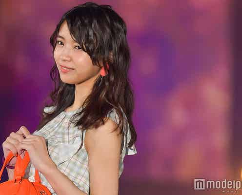 欅坂46小林由依の可憐な微笑みにキュン 上品コーデでランウェイ<GirlsAward 2017 S/S>