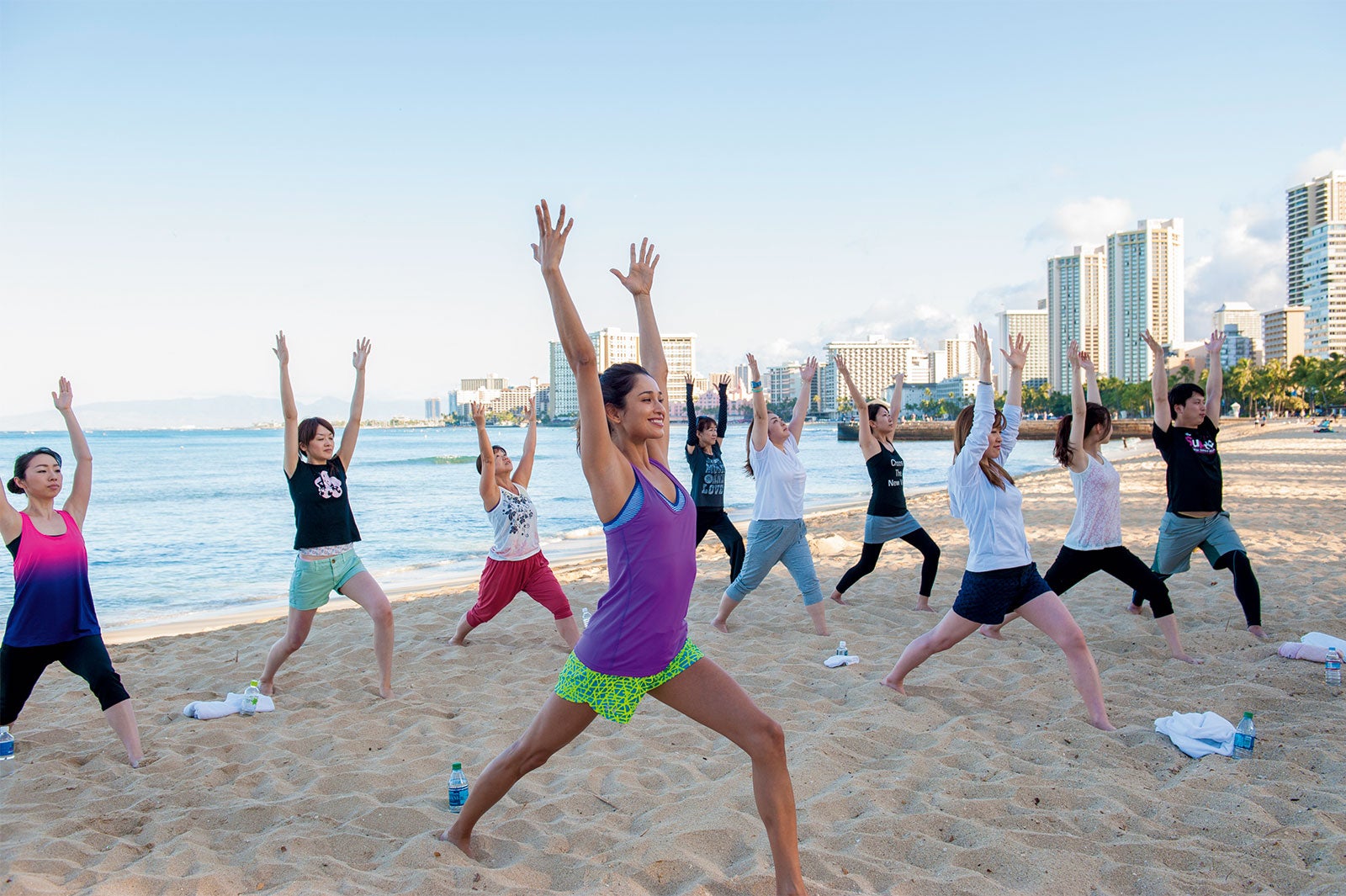 早朝ヨガでリフレッシュ／画像提供：セブン＆アイ出版