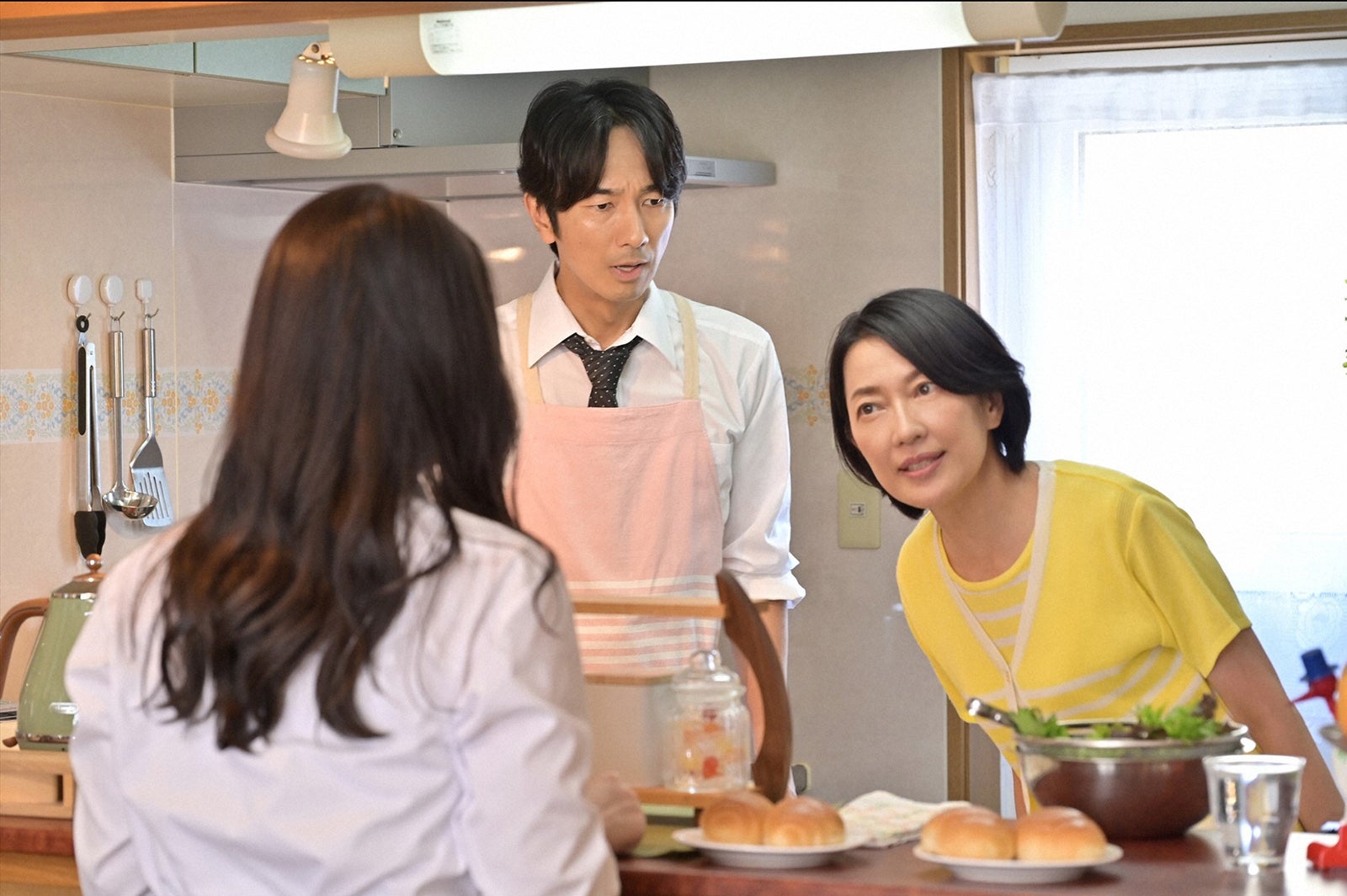 飯沼愛、眞島秀和、羽田美智子（C）「パパとムスメの7日間」製作委員会