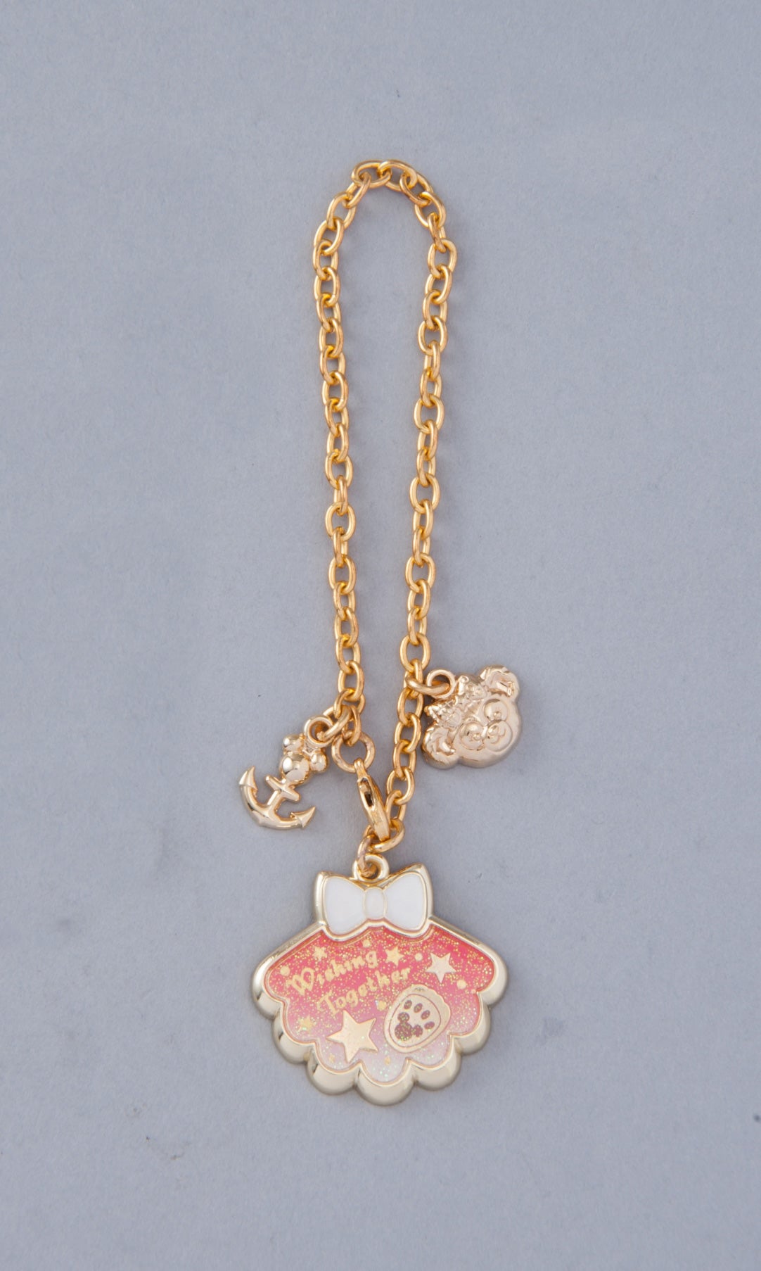 ウィッシングチャーム￥1600（C）Disney