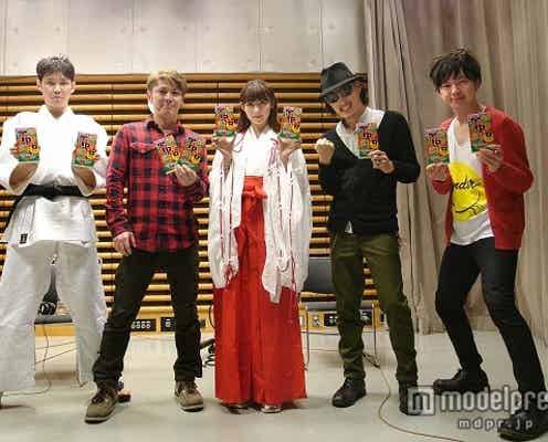 日南響子、キュートな“巫女姿”で受験生にエール