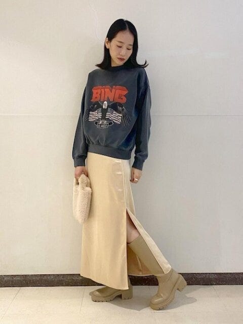 ロングブーツ　コーデ　秋