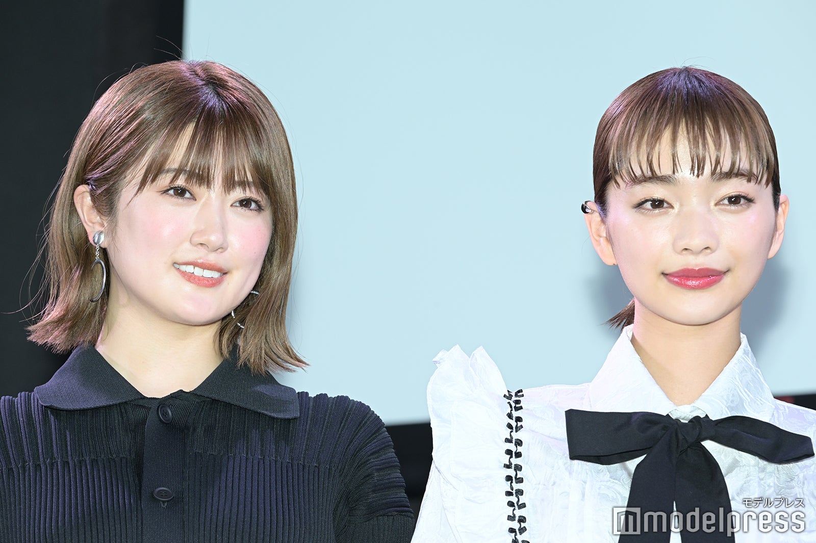 樋口日奈、見上愛 （C）モデルプレス