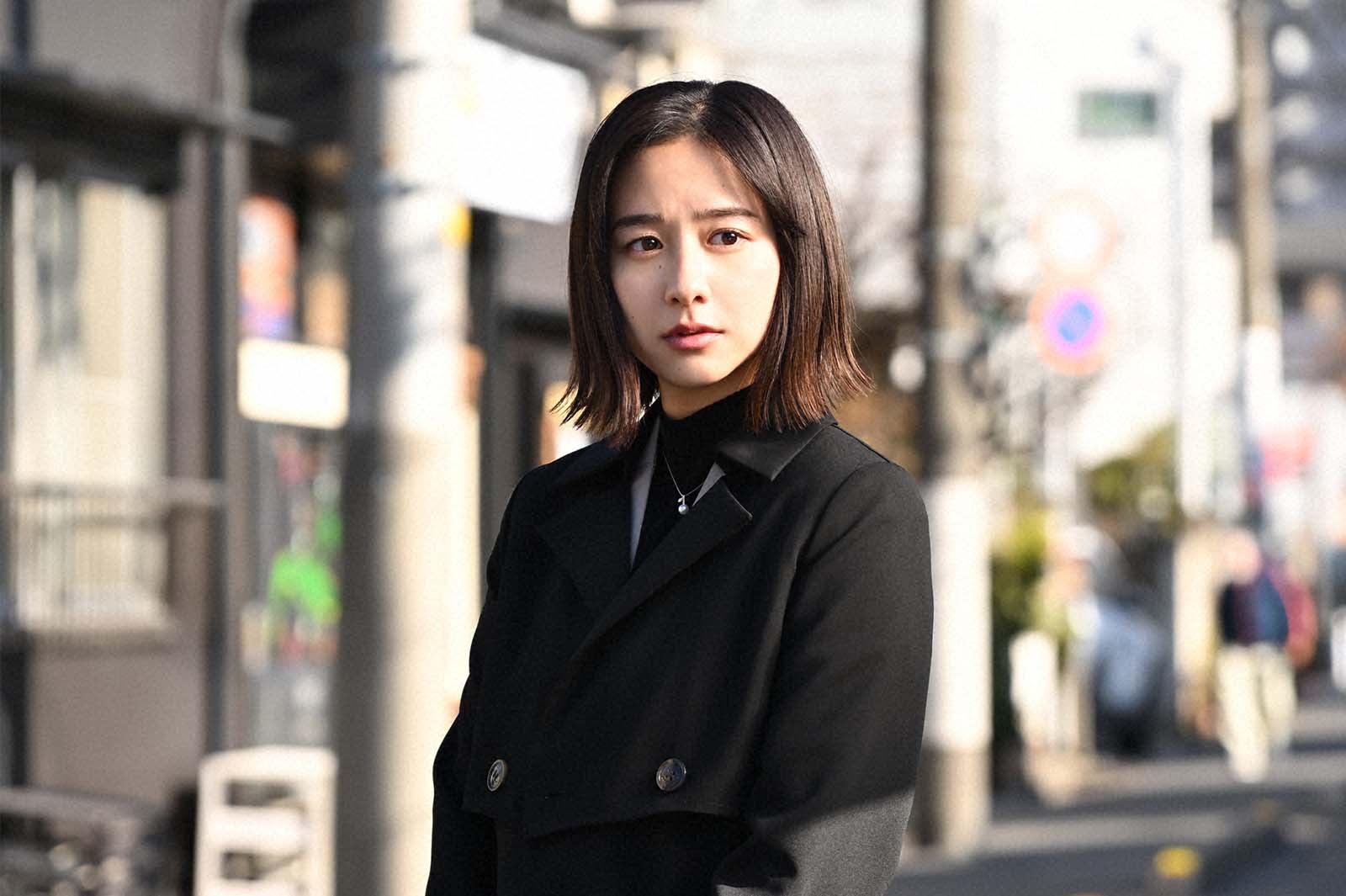 堀田真由「アンチヒーロー」第1話より（C）TBS