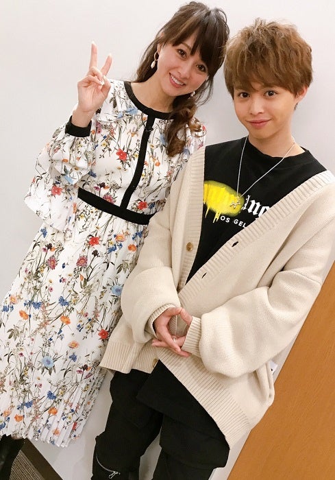 渡辺美奈代 長男 矢島愛弥の誕生日を祝福 抱っこ好きの甘えん坊さんだった モデルプレス