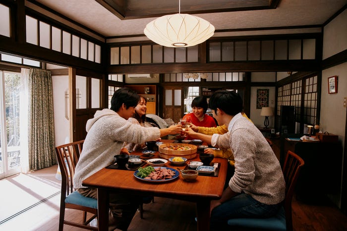 松たか子ら「スロウトレイン」(C)TBS