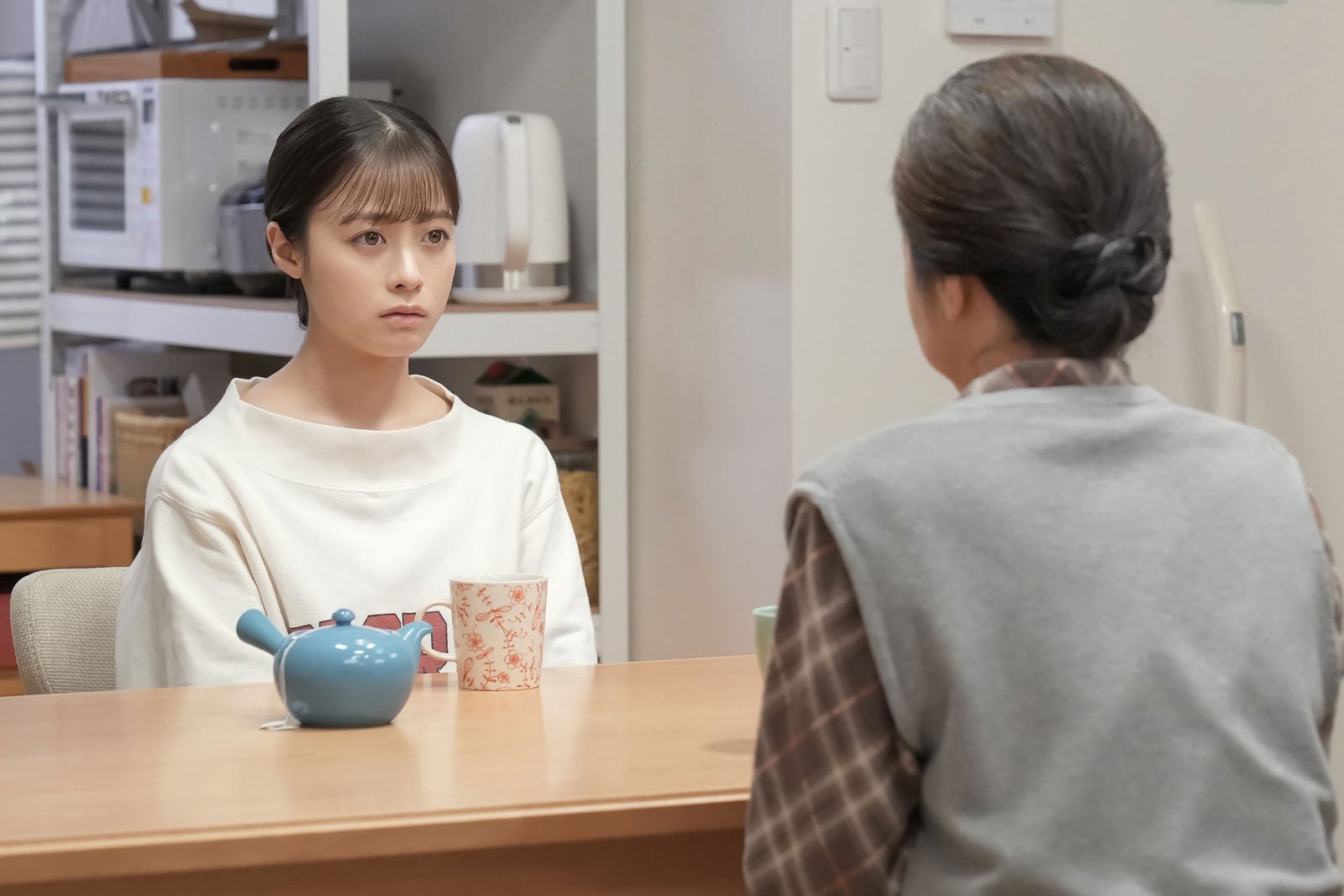 【おむすび 第102話あらすじ】結、佳代にけんかの原因の真相聞く