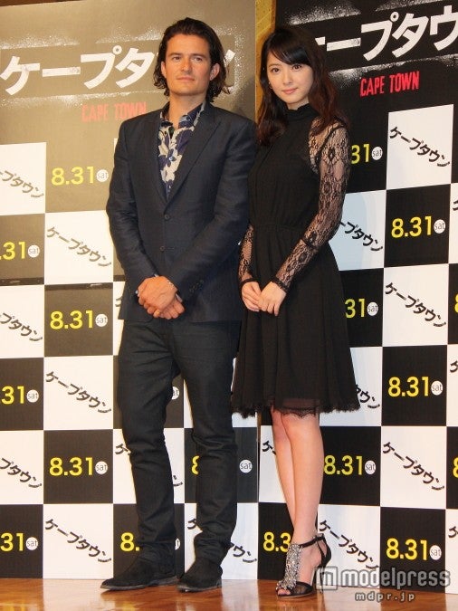 オーランド・ブルーム、佐々木希と美男美女のツーショット