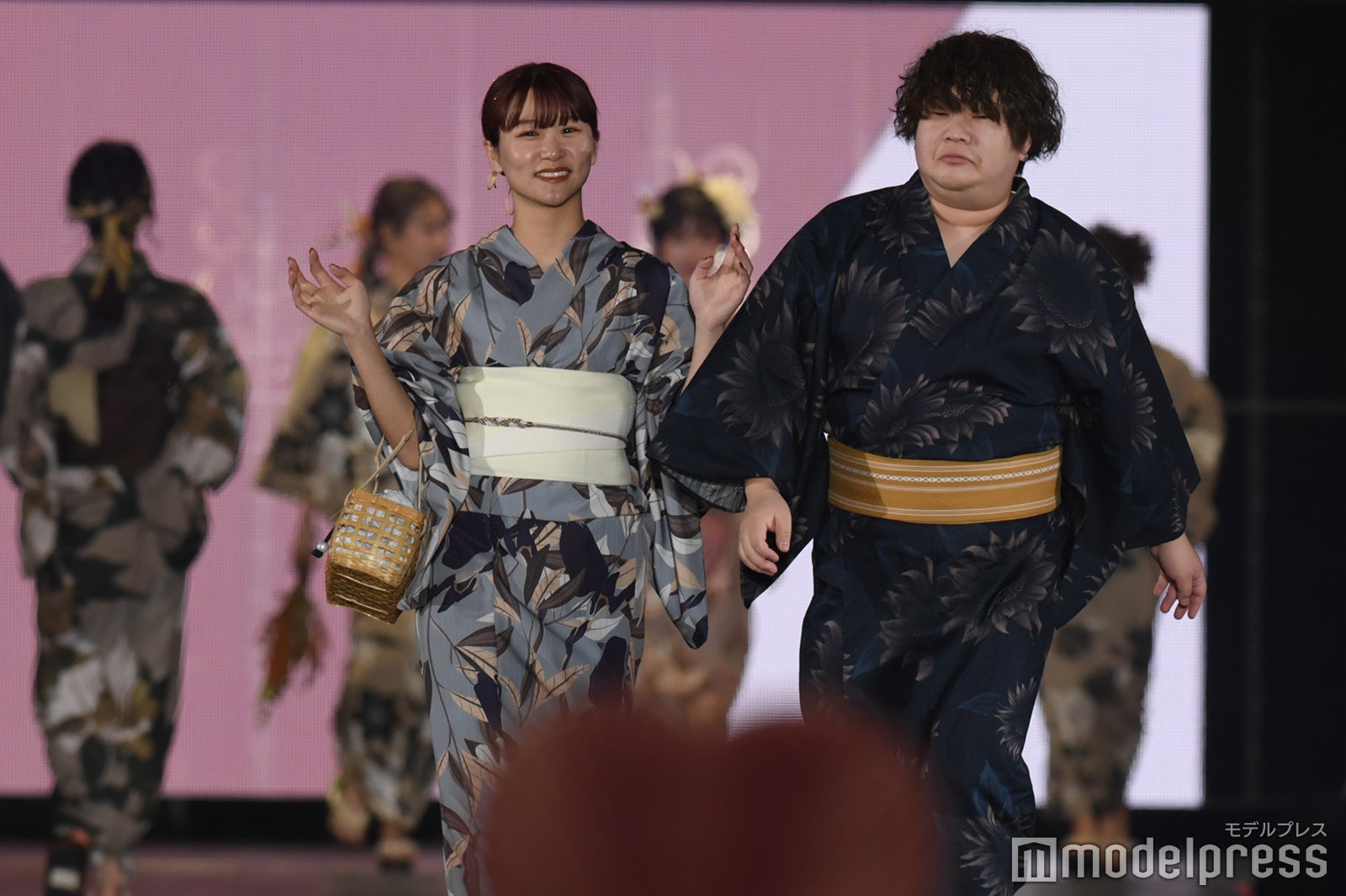 （C）モデルプレス