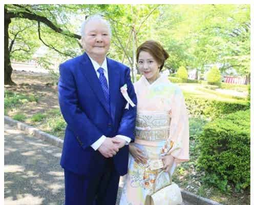 2日で1億稼ぐキャバ嬢エンリケ(小川えり)「桜を見る会」参加ならずもひふみん(加藤一二三)と2ショット