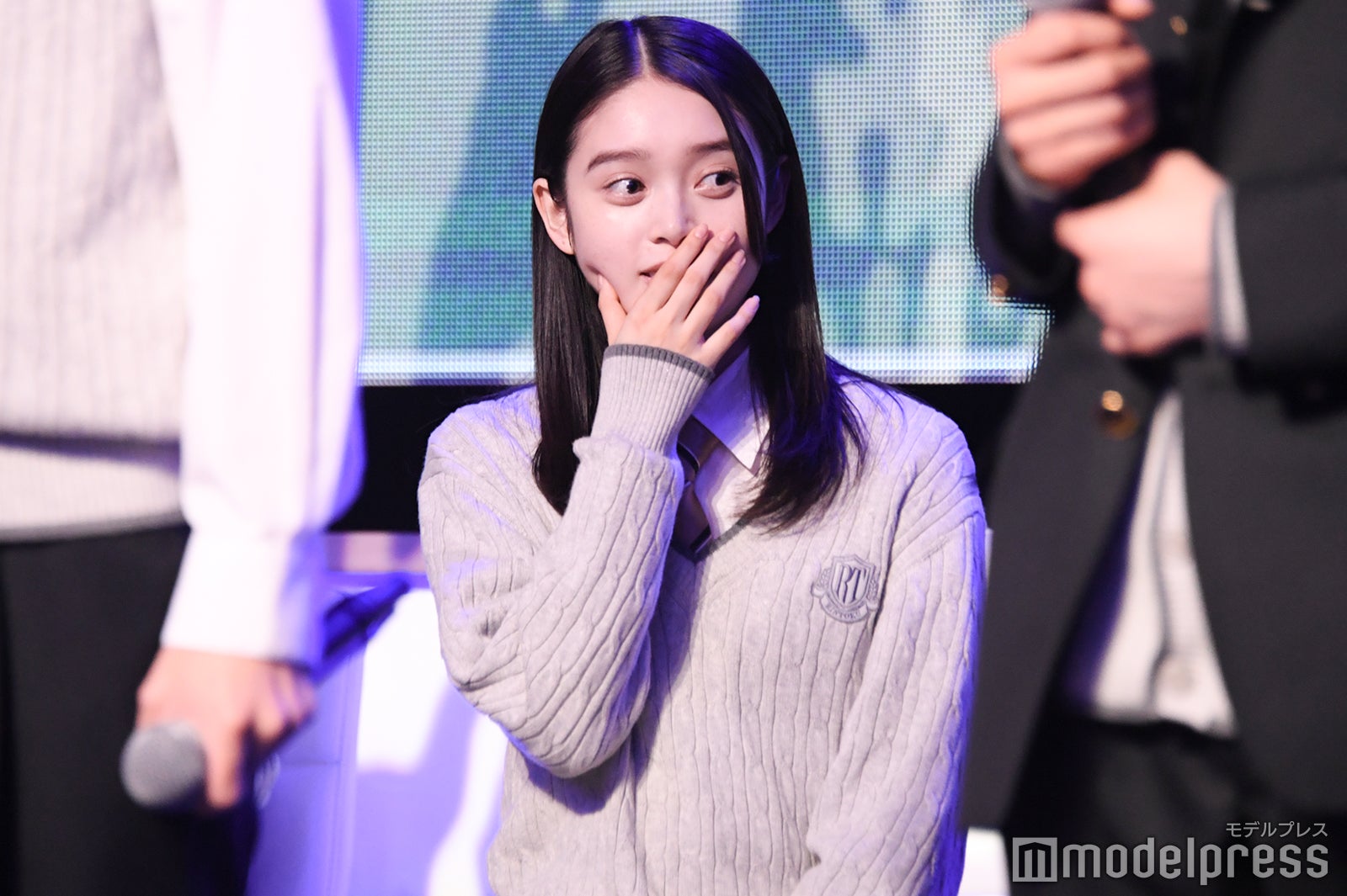 歌唱パフォーマンス中にコロコロ表情が変わる高石あかり（C）モデルプレス