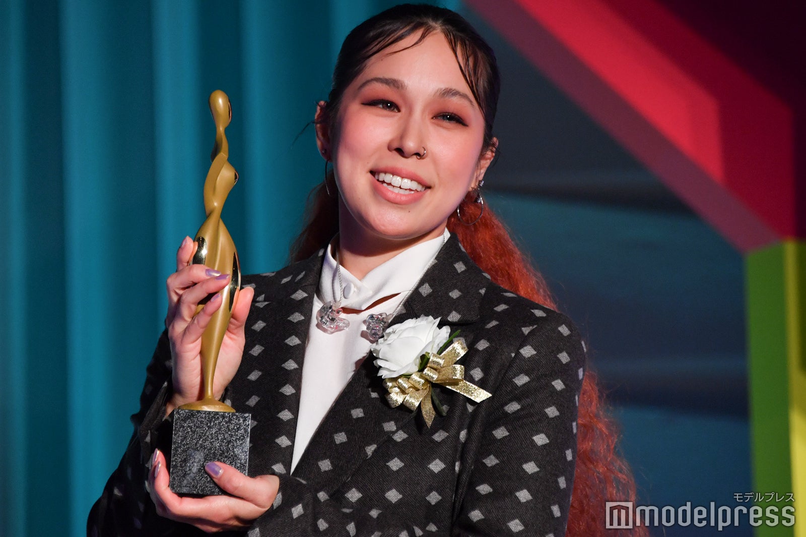 AI（C）モデルプレス