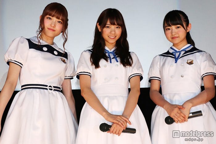 (左から)松村沙友理、西野七瀬、伊藤万理華