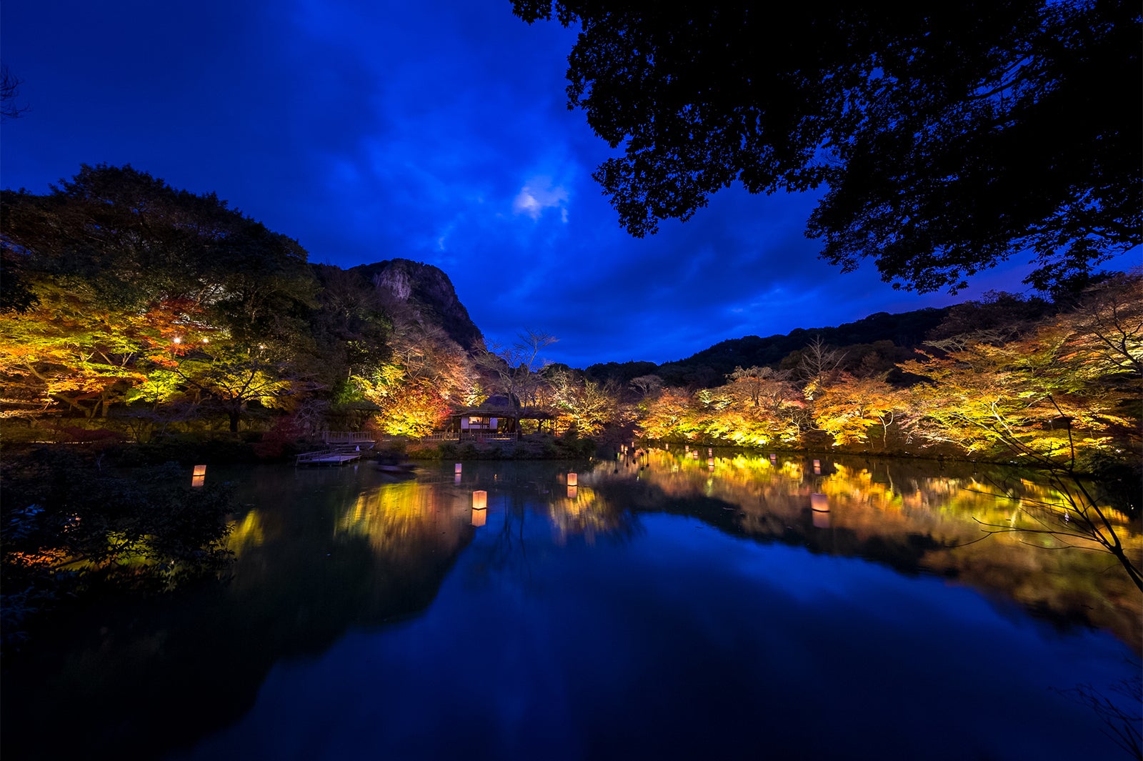 四季折々に美しい花を咲かせる／画像提供：御船山観光ホテル