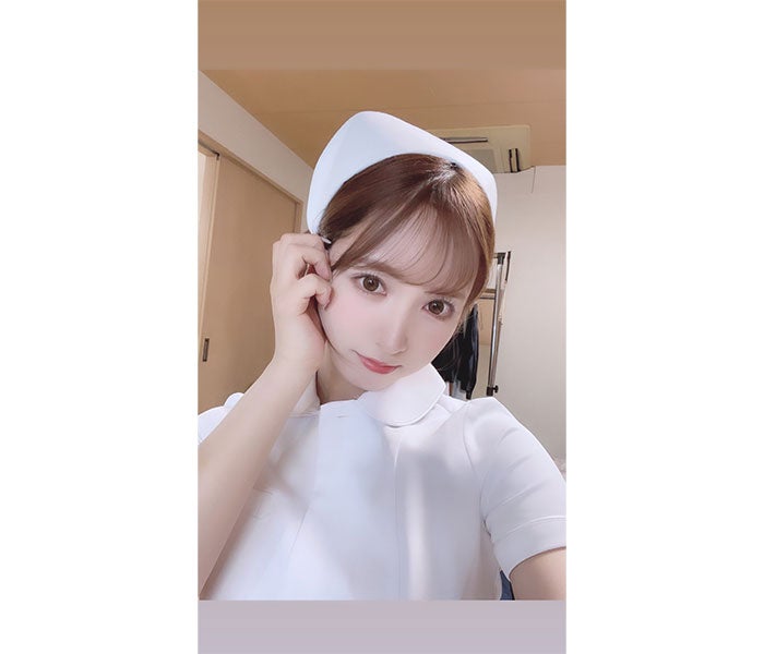 藤澤響花 超タイトミニスカに反響 スタイル抜群マジで完璧な女性 見惚れてしまうよ モデルプレス