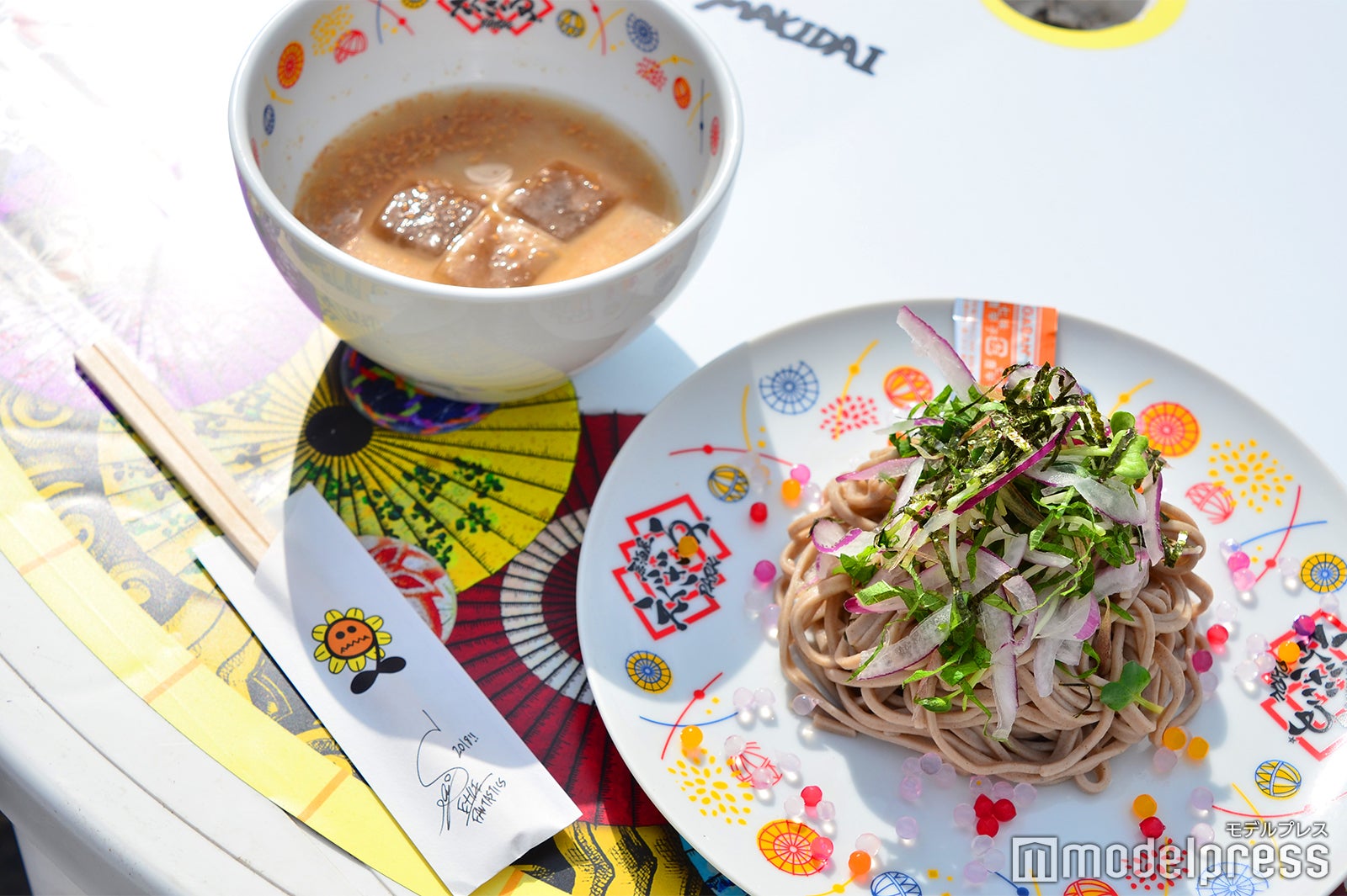 冷やしつけそばザ・ワールド・ツー¥900（C）モデルプレス