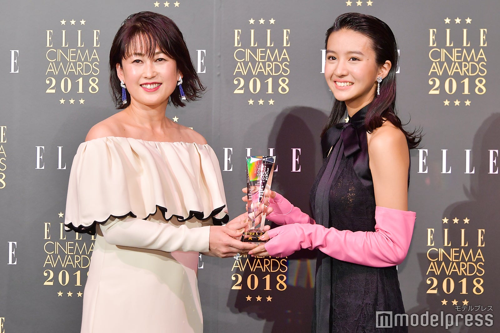 Koki,（右）（C）モデルプレス