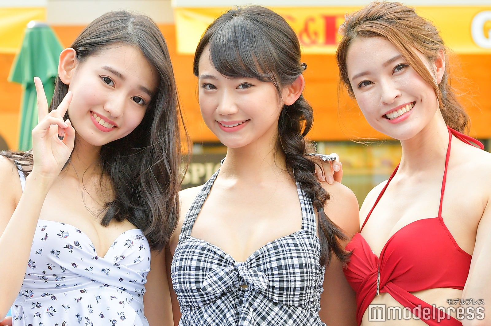 黒木麗奈、相沢菜々子、水野瑛（C）モデルプレス