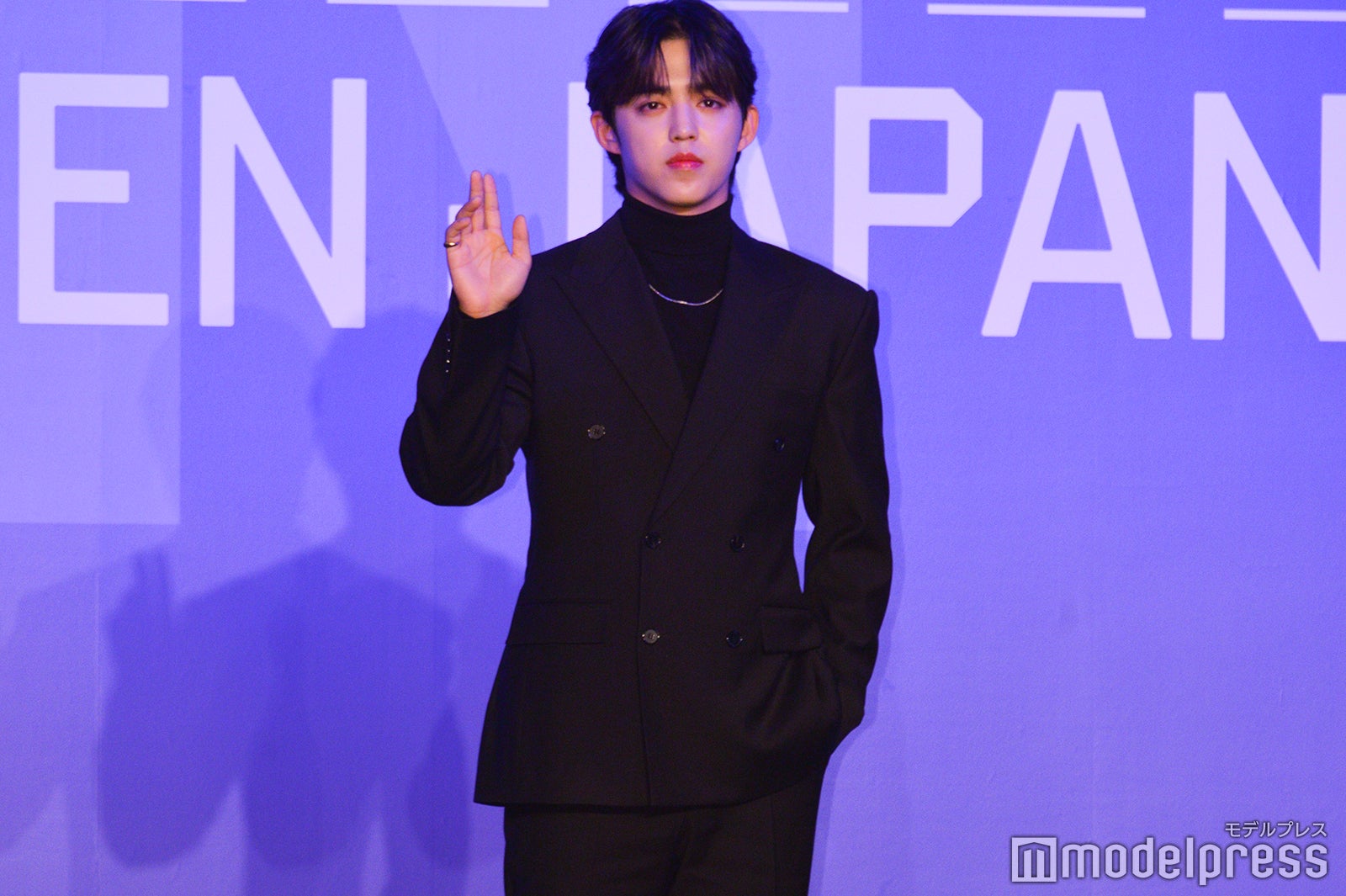 メンバーの話を身を乗り出して聞いていたS.COUPS （C）モデルプレス