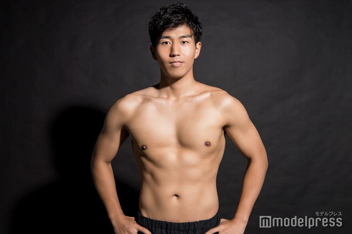 内野泰輔アナウンサー(C)モデルプレス