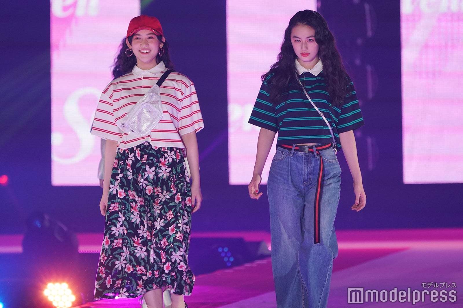 八木莉可子、佐々木莉佳子 （C）モデルプレス