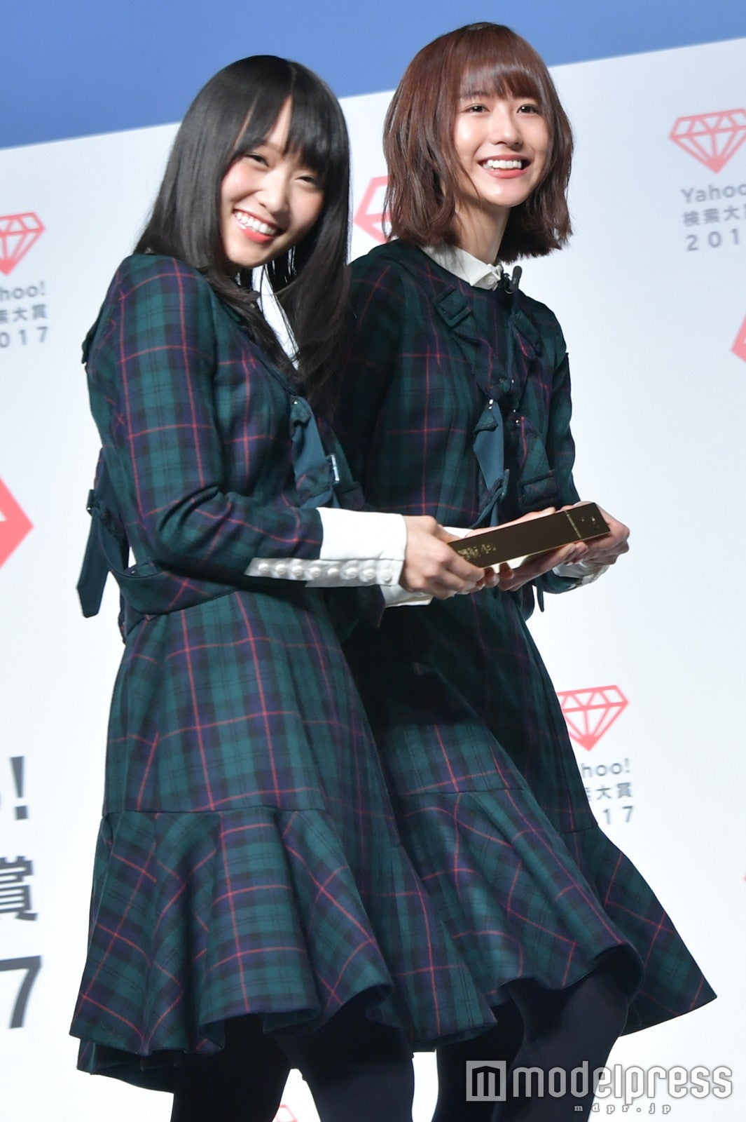 菅井友香、土生瑞穂 （C）モデルプレス