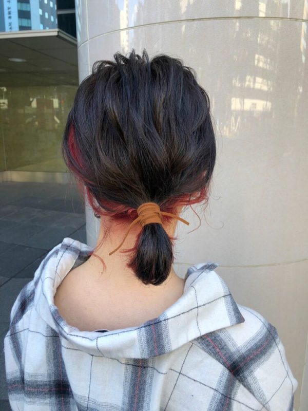 インナーカラー ポニーテール特集 カラーを活かしてトレンドを押さえたおしゃれヘア モデルプレス