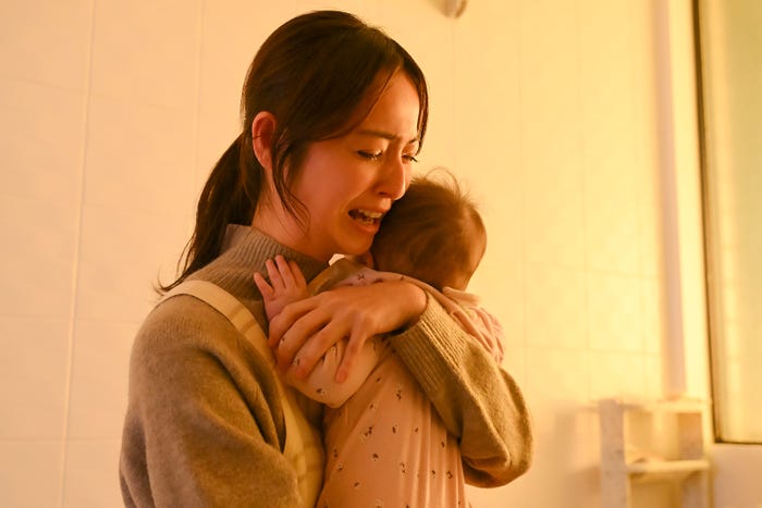 佐々木希「地獄の果てまで連れていく」第1話より(C)TBS