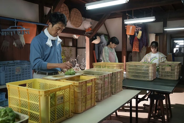 北村有起哉、麻生久美子、橋本環奈「おむすび」第10話(C)NHK