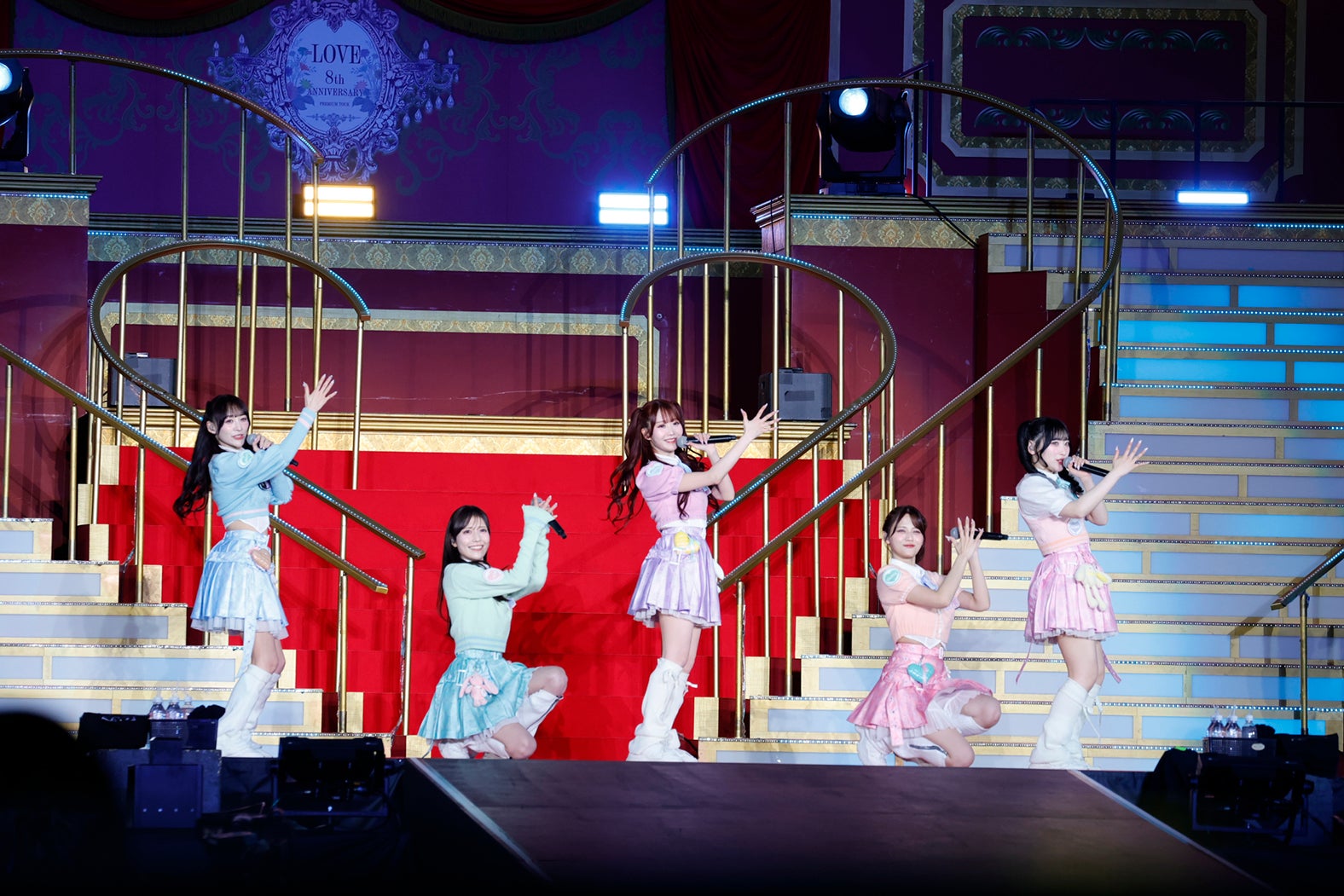 ＝LOVE（提供写真）