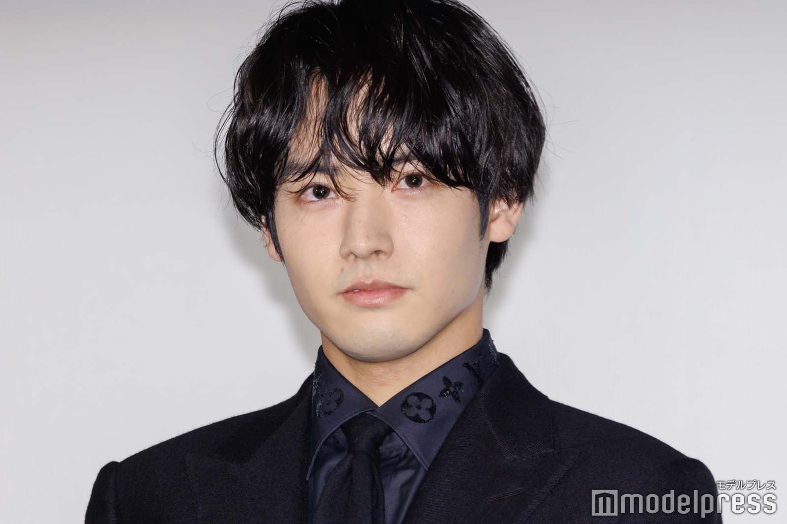 坂口健太郎 赤楚衛二 パーカー トライストーン ウォーミングアップツアー 福岡 坂口健太郎 赤楚衛二 パーカー トライストーン