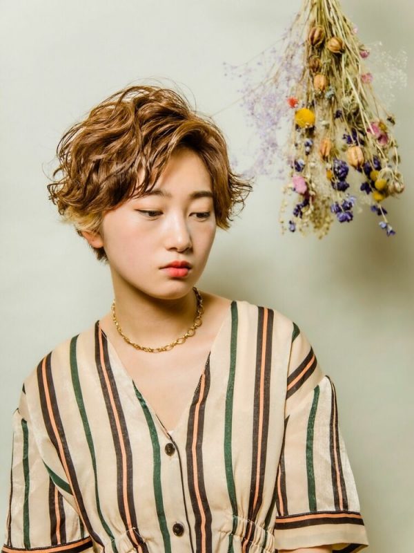 ジェンダーレスな髪型に挑戦したい ボーイッシュなおすすめのヘアスタイル特集 モデルプレス ジェンダーレスな髪型に挑戦したい ボーイッシュなおすすめのヘアスタイル特集 モデルプレス