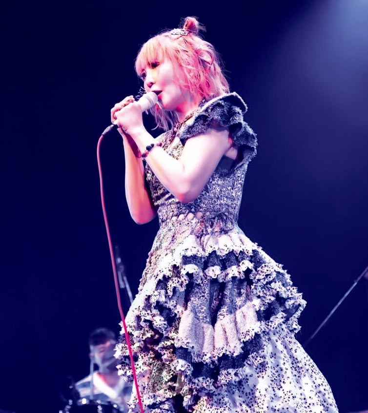 「装苑」3月号より（撮影：Masayo）